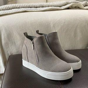 JustFab Platform Side Zip High Top Tennies NWOT